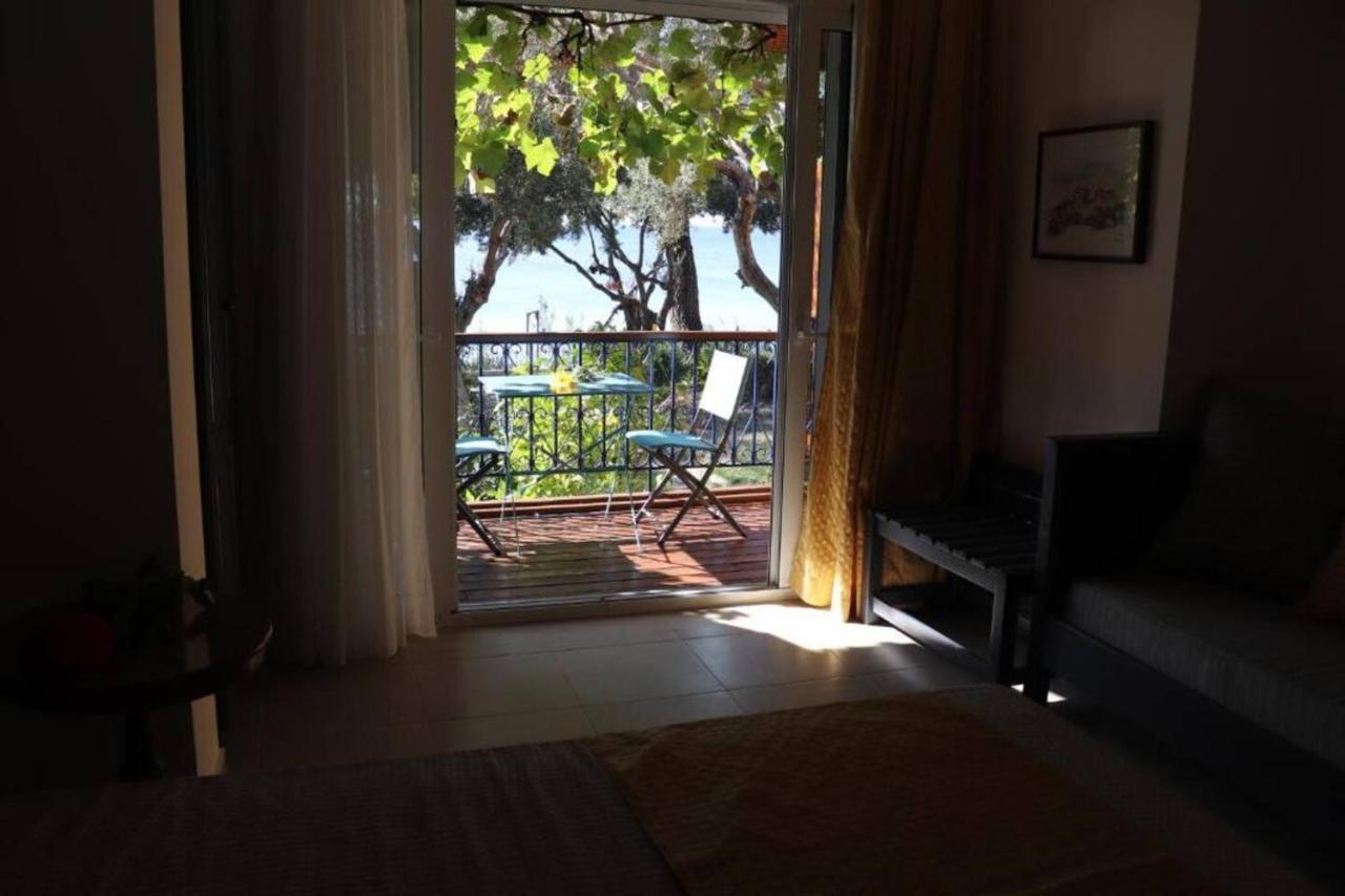 Mathesi Apartment Balcony Elia Nikitis Dış mekan fotoğraf