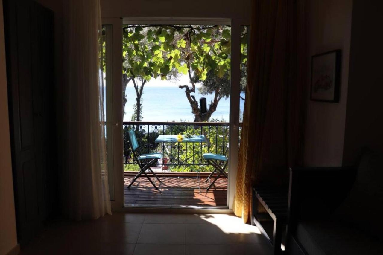 Mathesi Apartment Balcony Elia Nikitis Dış mekan fotoğraf