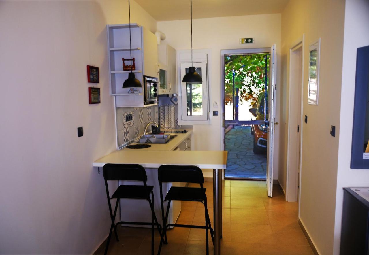 Mathesi Apartment Balcony Elia Nikitis Dış mekan fotoğraf