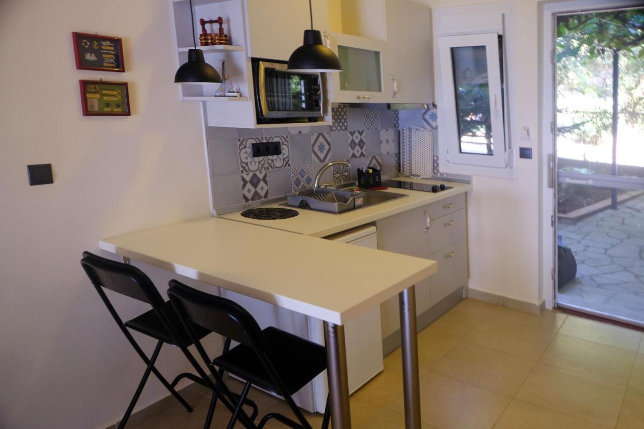 Mathesi Apartment Balcony Elia Nikitis Dış mekan fotoğraf