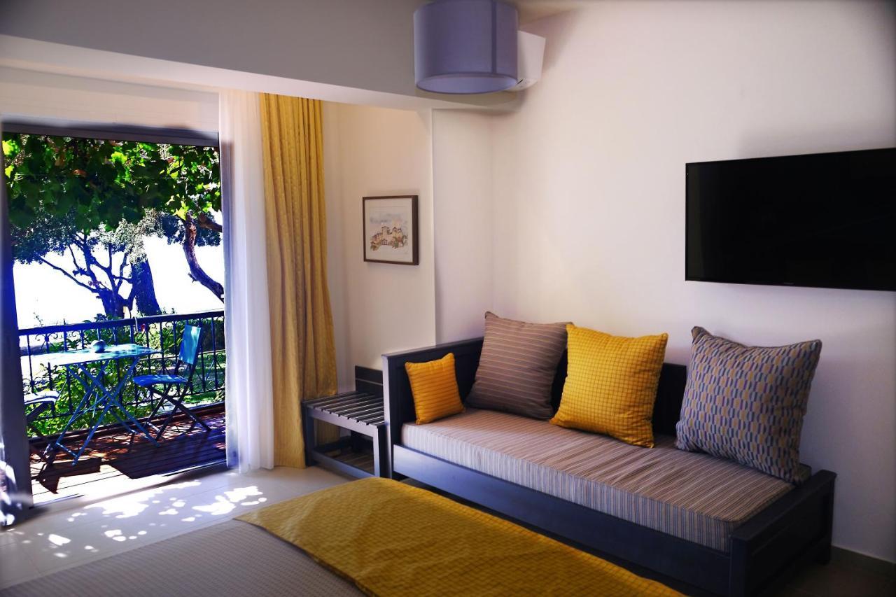 Mathesi Apartment Balcony Elia Nikitis Dış mekan fotoğraf